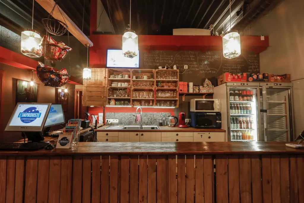 L&#39;Improviste - Théâtre à louer à Bruxelles - le bar